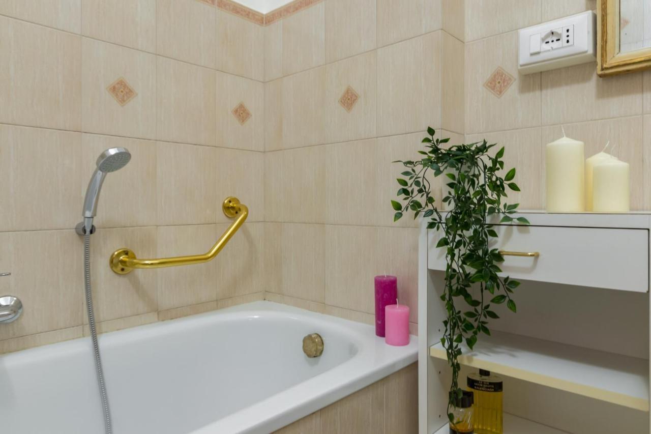 Elegante E Raffinato In Zona Crocetta Apartment *